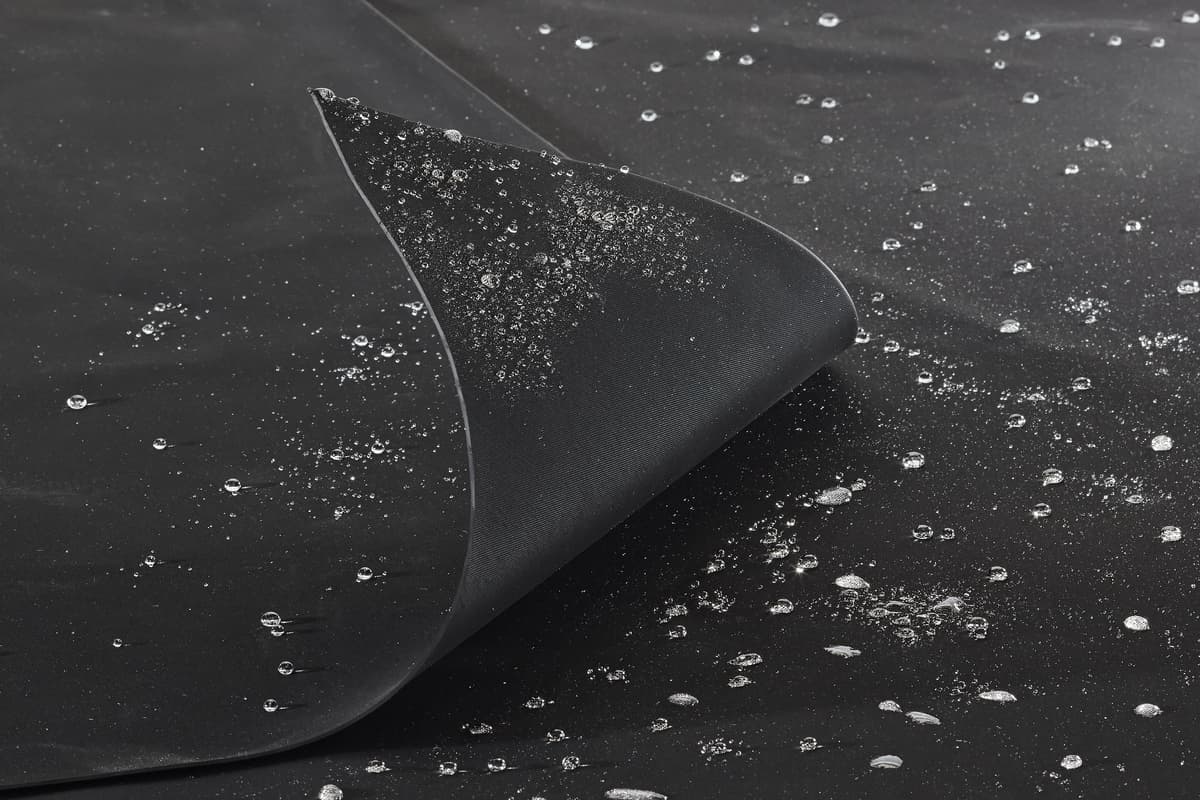OASE 76645 1.0 mm EPDM 6.10 x 30.48 m 防水保護膜