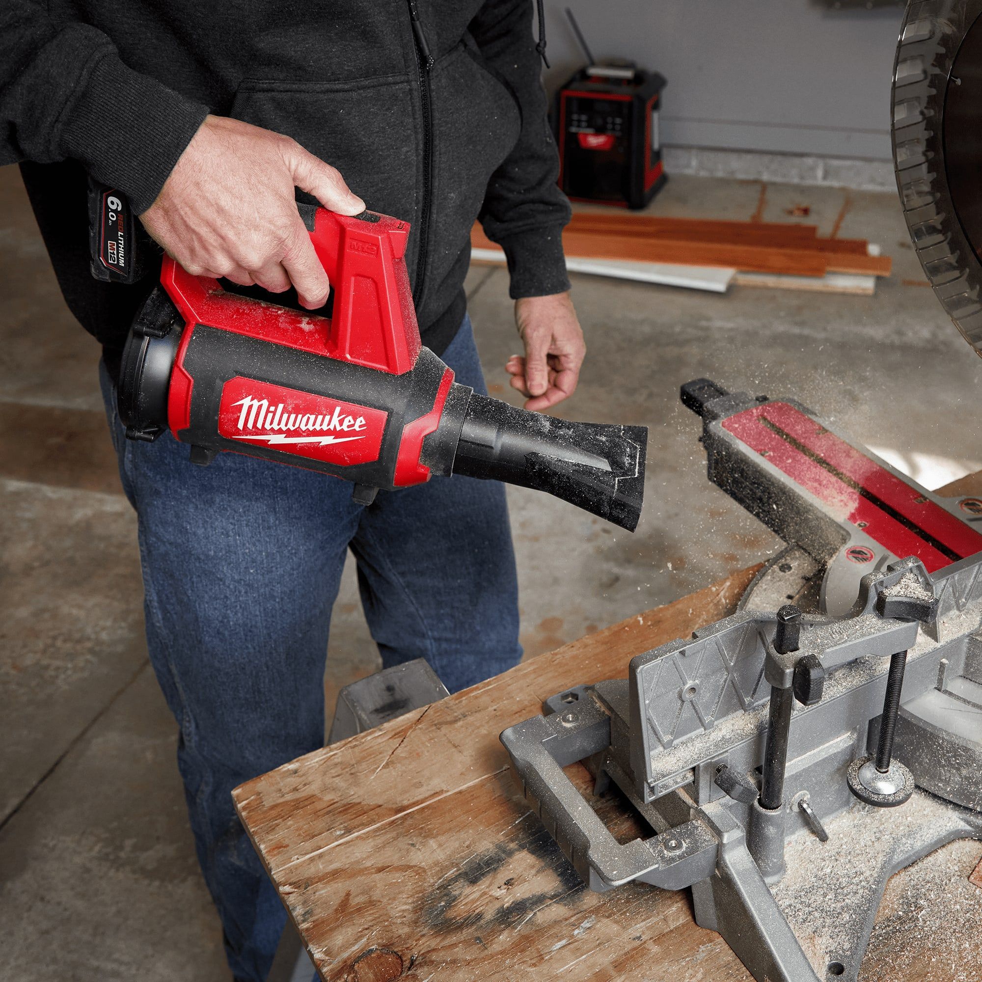Milwaukee M12 BBL-0