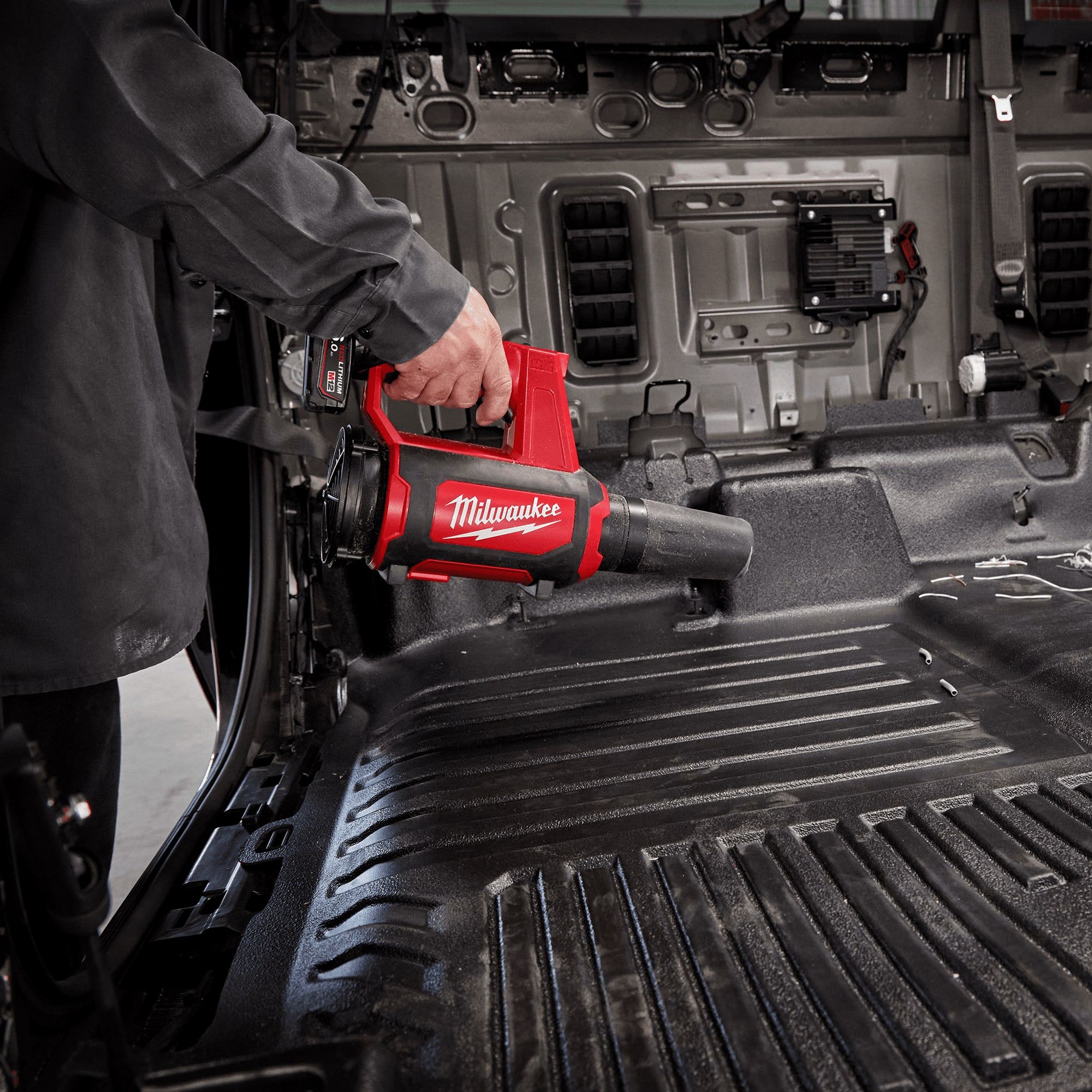 Milwaukee M12 BBL-0