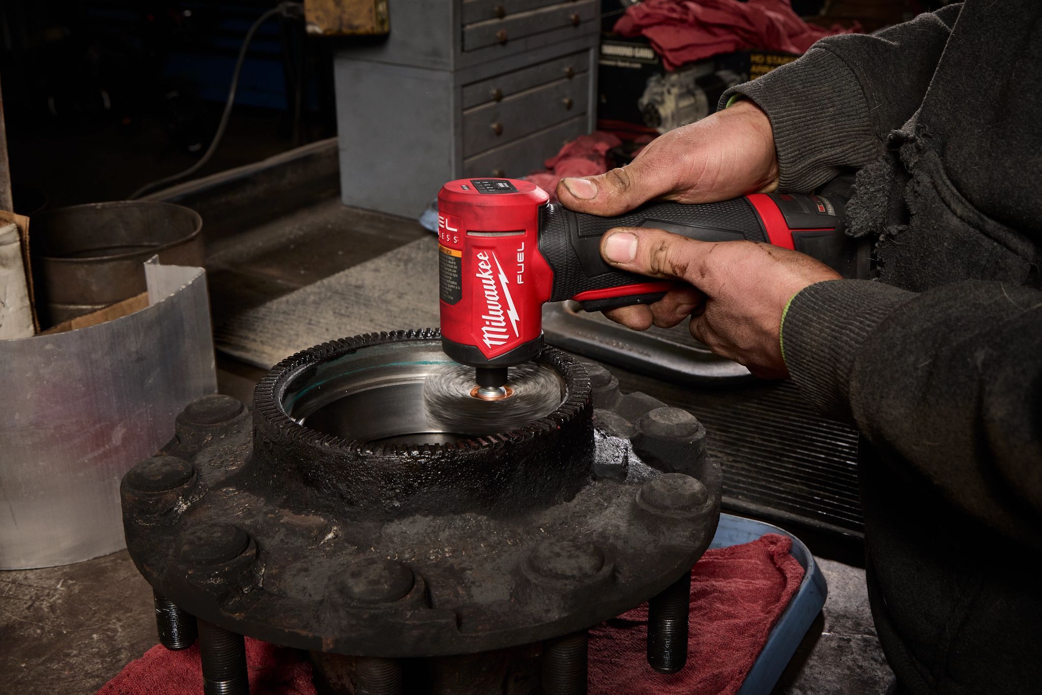 Milwaukee M12 FDGA2-0