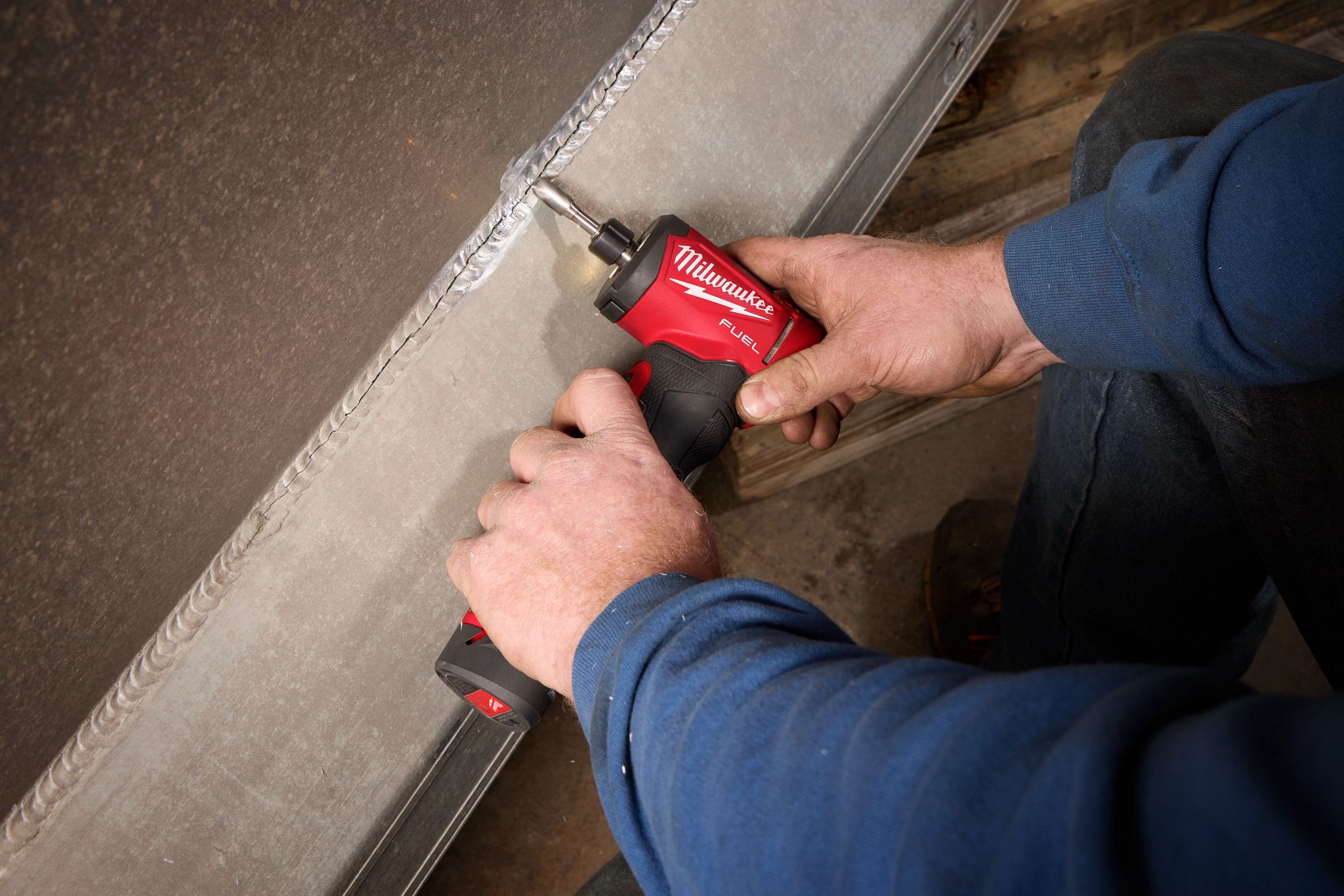 Milwaukee M12 FDGA2-0