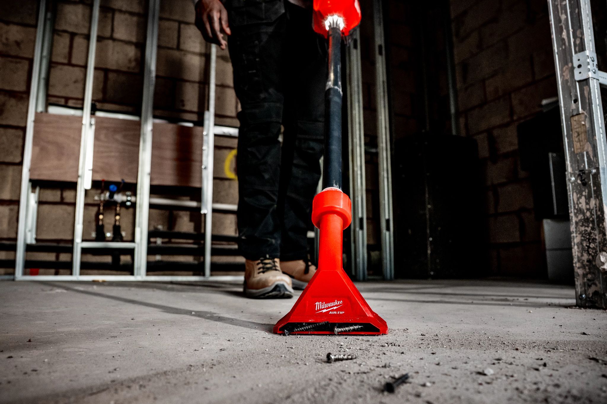 Milwaukee M18 BLCV2-0