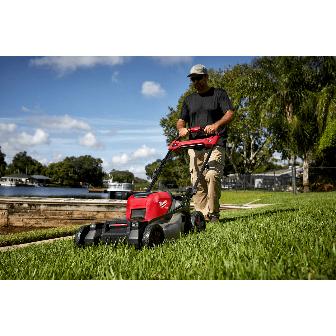 Milwaukee M18 F2LM53-0