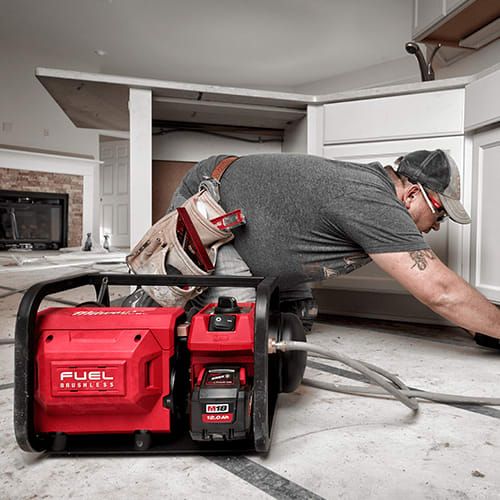 Milwaukee M18 FAC-0