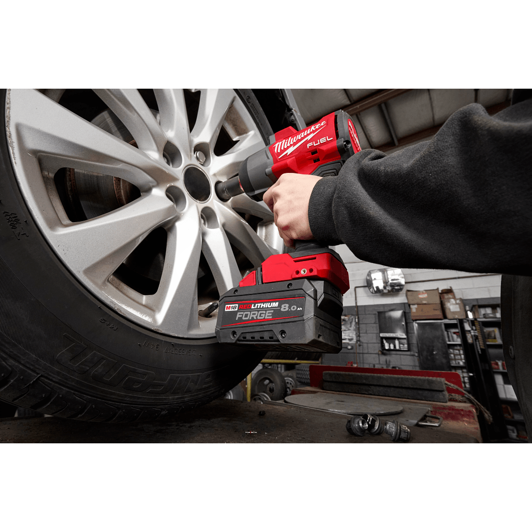 Milwaukee M18 FB8