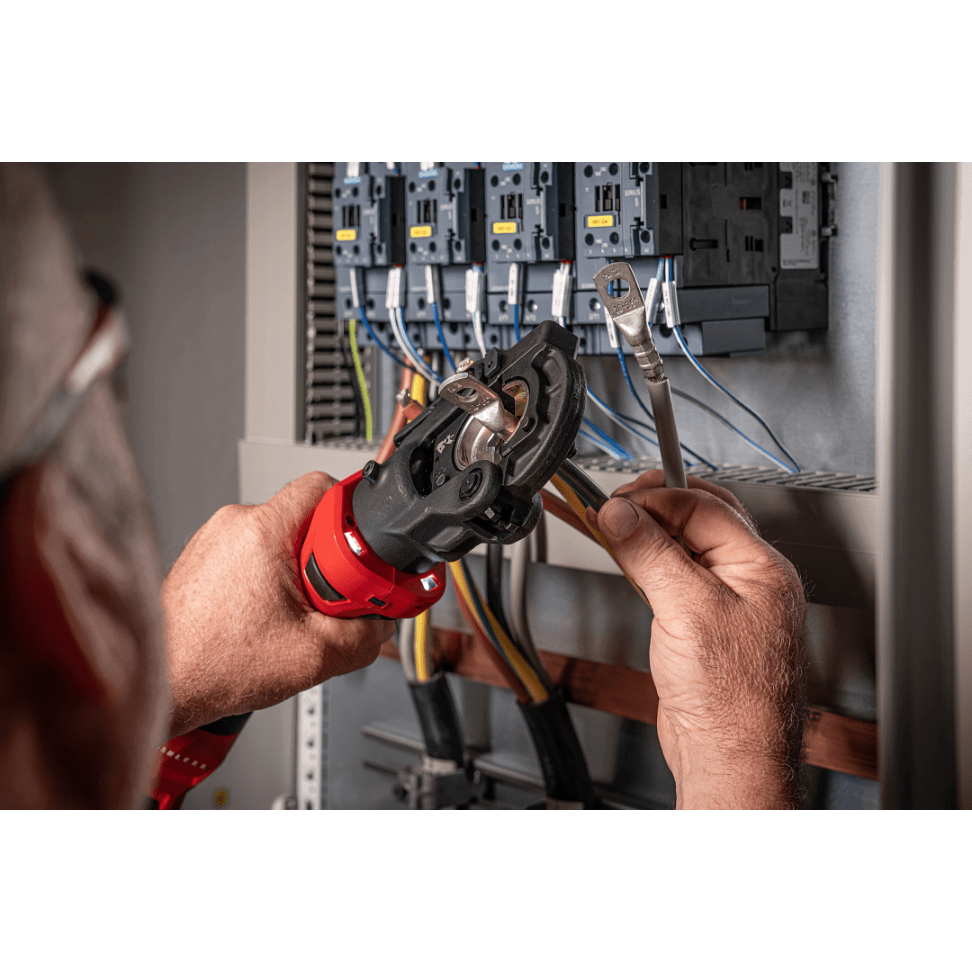 Milwaukee M18 ONEHCCT60-0C0
