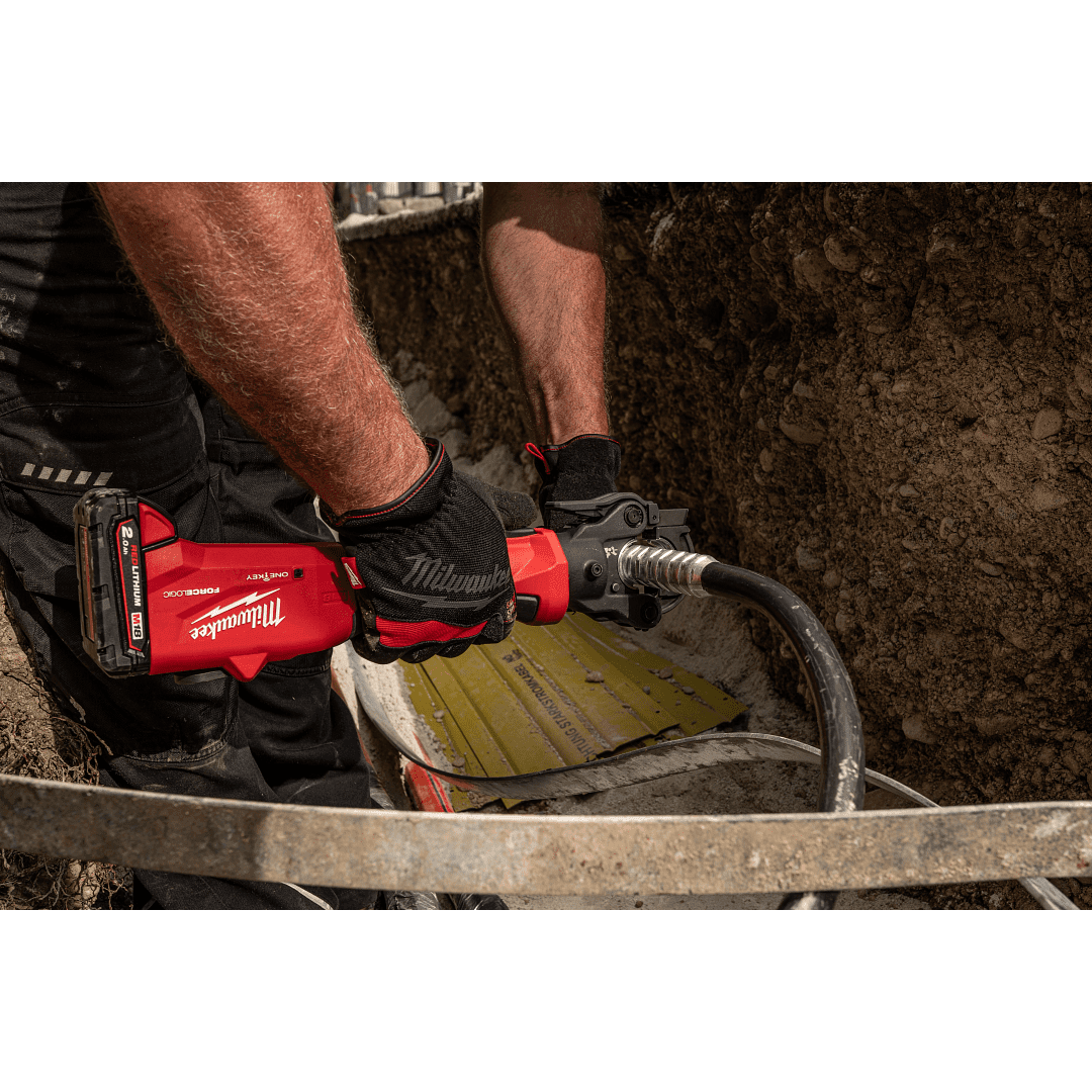 Milwaukee M18 ONEHCCT60-0C0