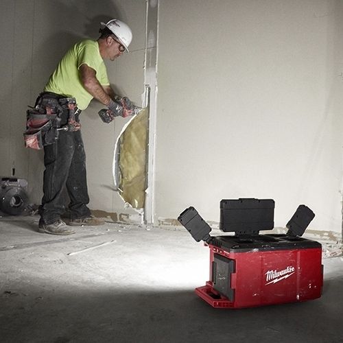 Milwaukee M18 POALC-0