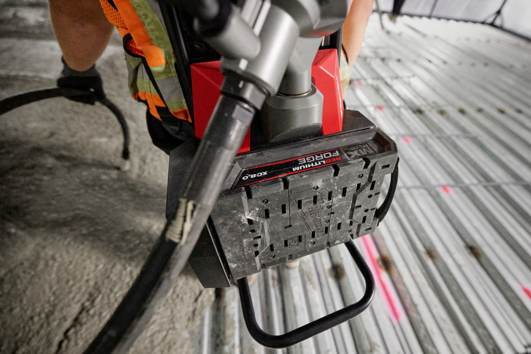 Milwaukee MXF XC608