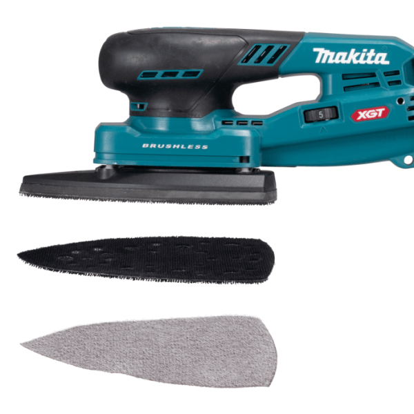 Makita BO005CGZ 砂光機裝上三角形研磨底盤,並列出三角形研磨底盤及砂紙