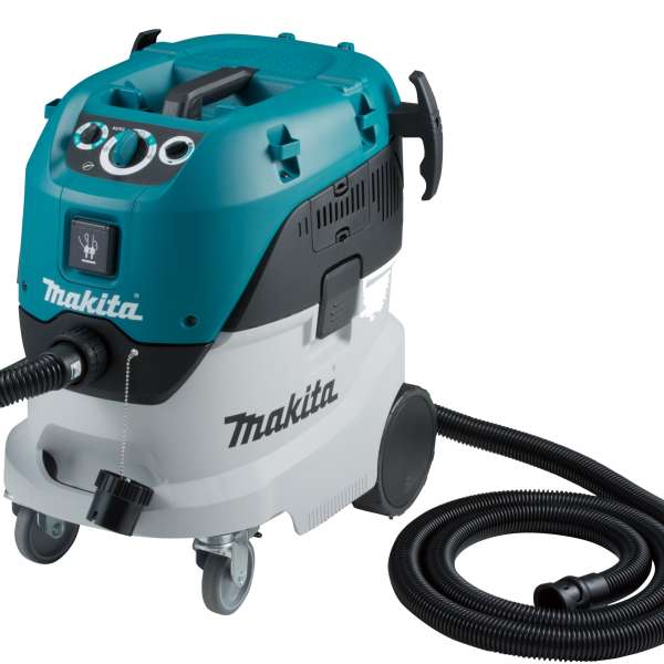 Makita 牧田 VC4210MX 42 公升乾濕兩用集塵機正面全機圖,藍白色機身連軟管及滾輪