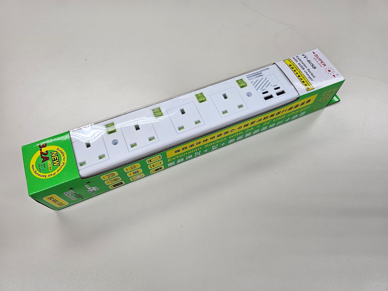 SUPER VV4USB/12 13A 4位獨立燈制+2USB排蘇(斜側包裝)