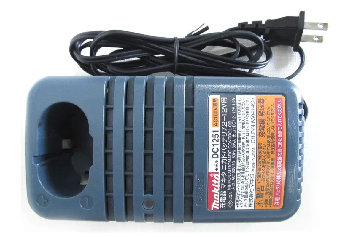 Makita 牧田 193941-8 DC1251充電器