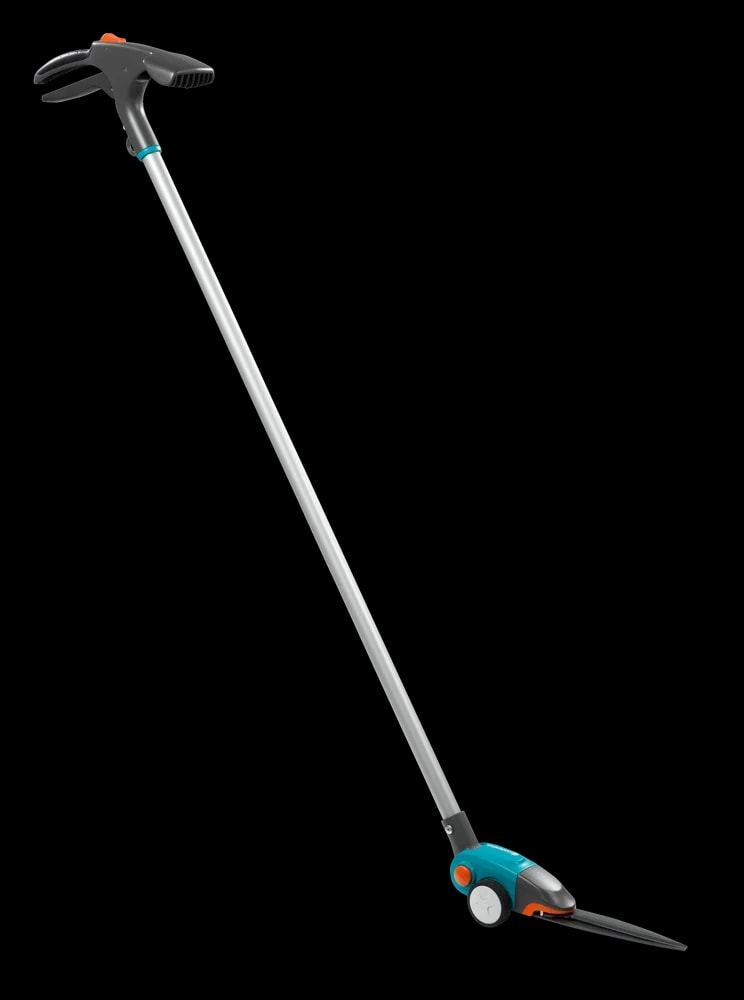 德國 GARDENA 12100-20 Comfort 長柄旋轉草剪白底產品圖