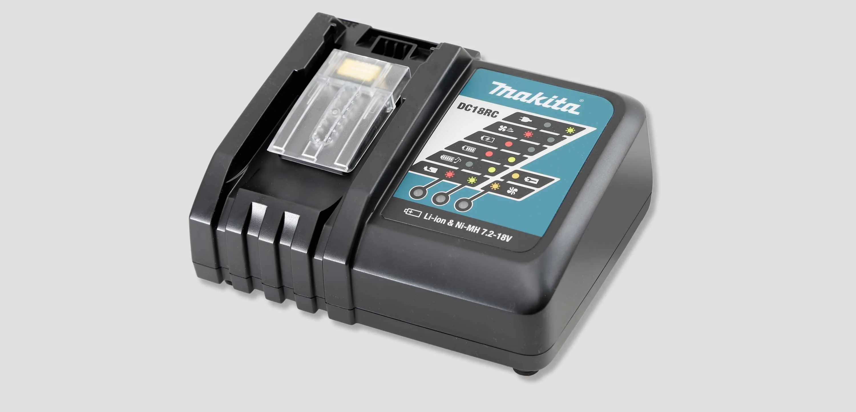 Makita DC18RC 快速充電器(三側面)