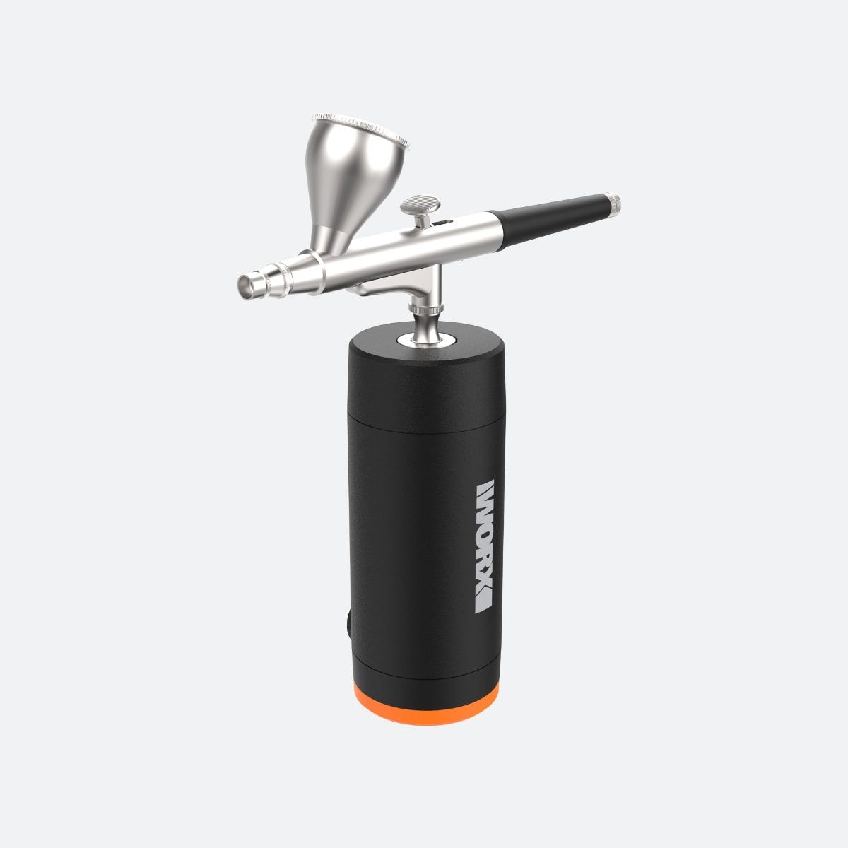 WORX 威克士 WU592 20V MakerX 電噴筆斜側角度圖,展示雙動式扳機與內置氣泵底座