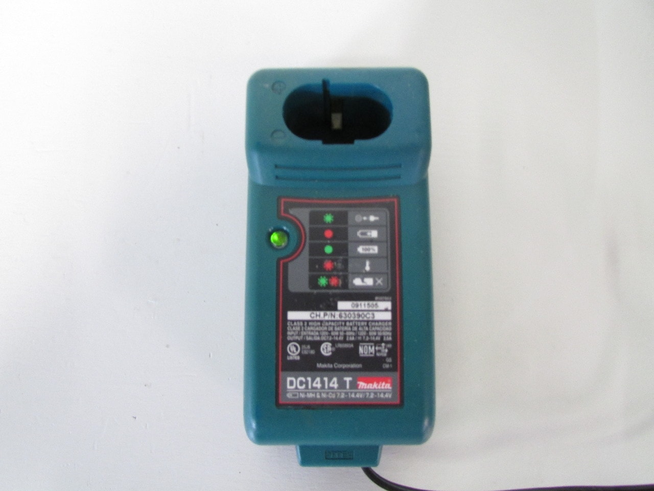 牧田 DC1414 快速充電器(正面)