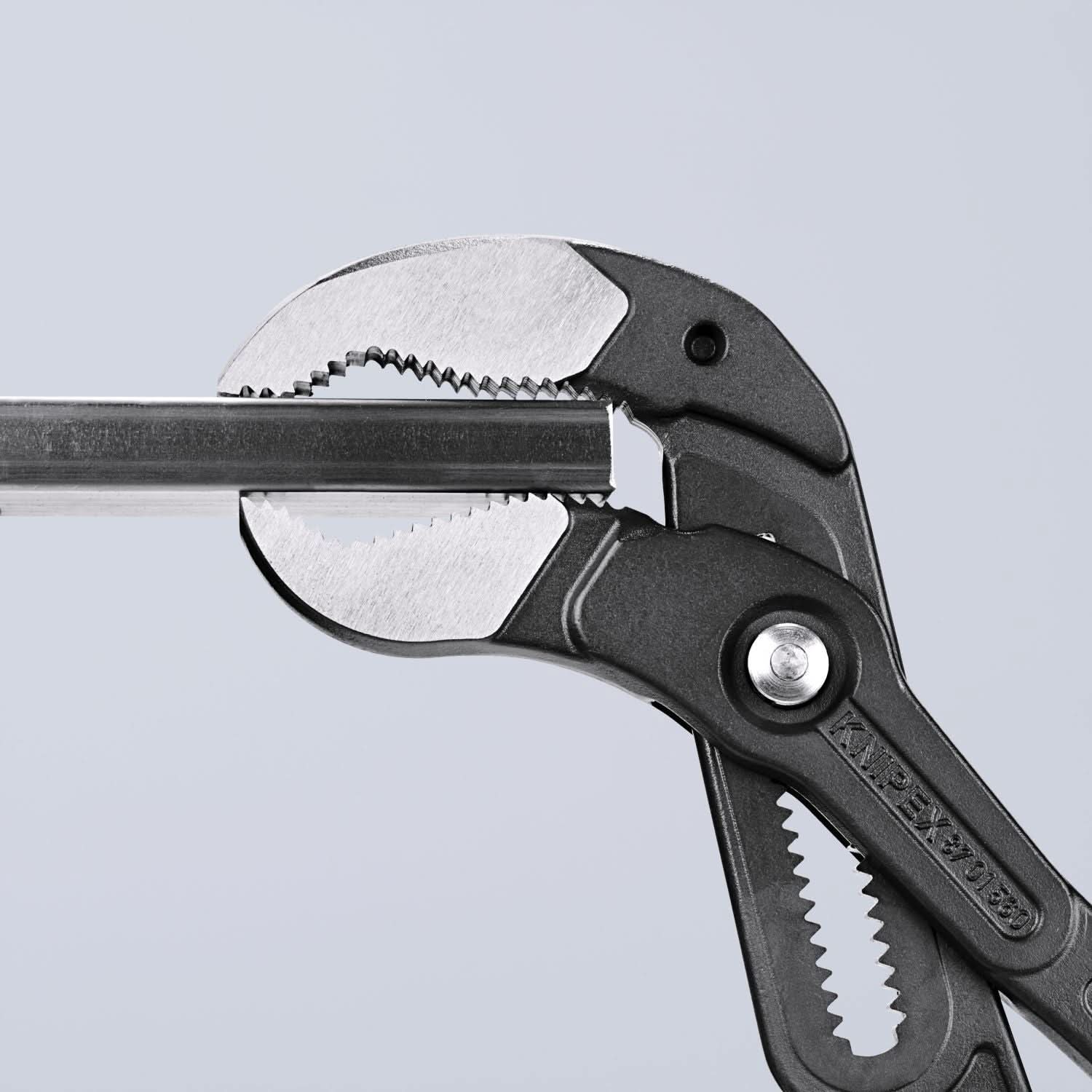 KNIPEX 87 01 560 Cobra 快速調教水泵鉗(鉗口細節)