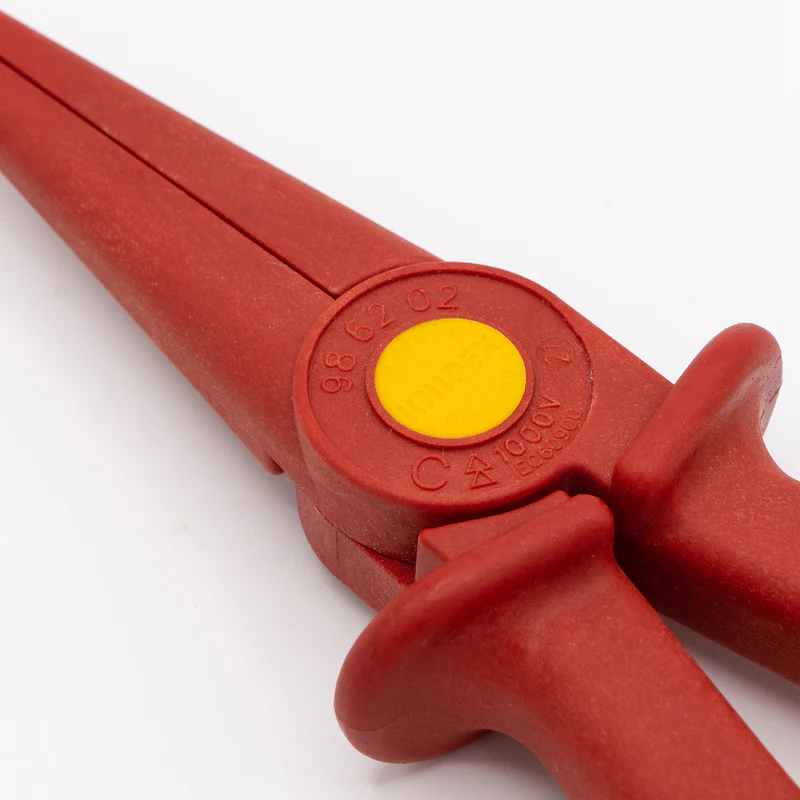 KNIPEX 98 62 02 絕緣柄電工刀(型號標記細節)