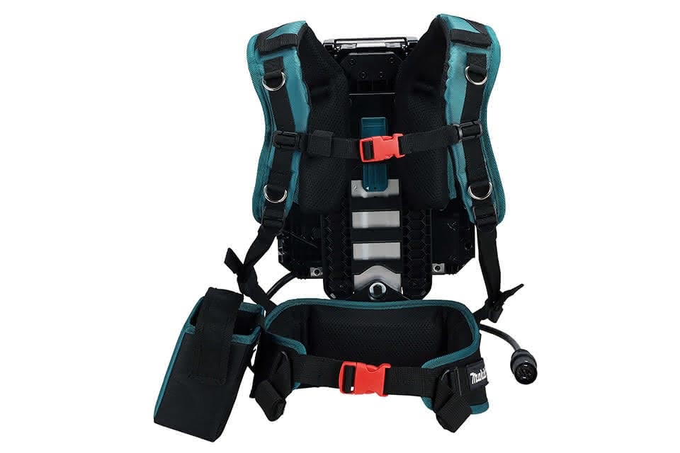 Makita PDC1500 可攜式電源(背面)