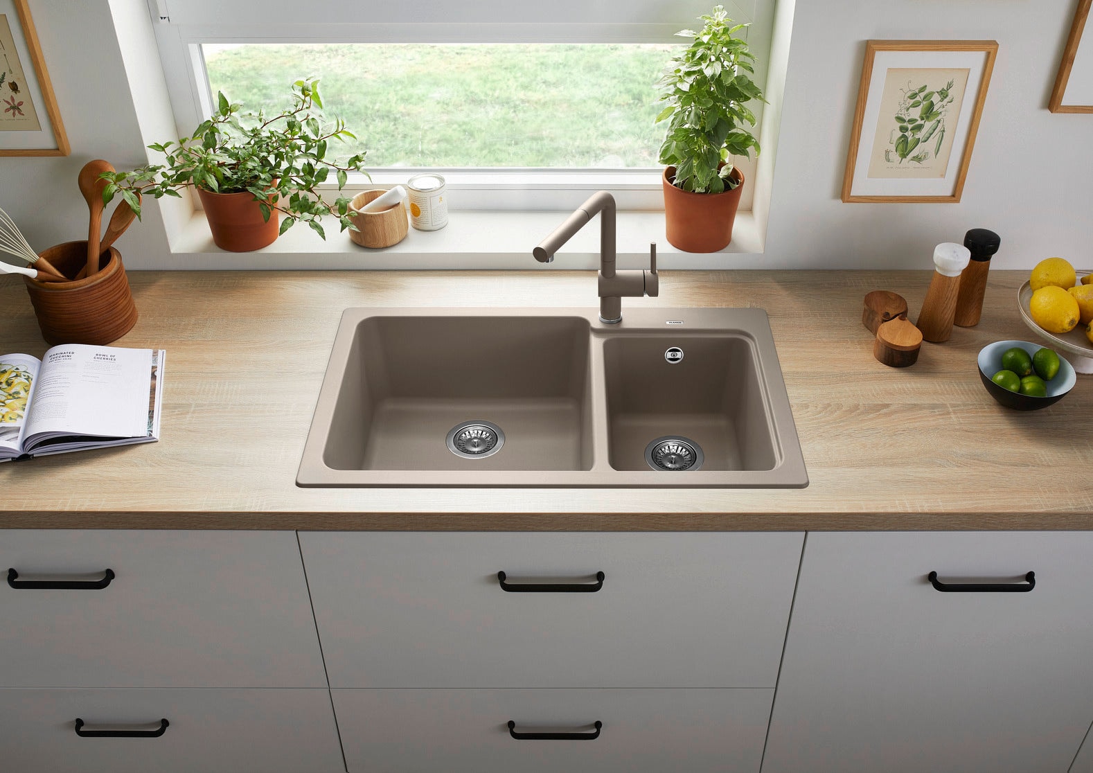 BLANCO 527313 NAYA 8 台上或台下式花崗岩鋅盤