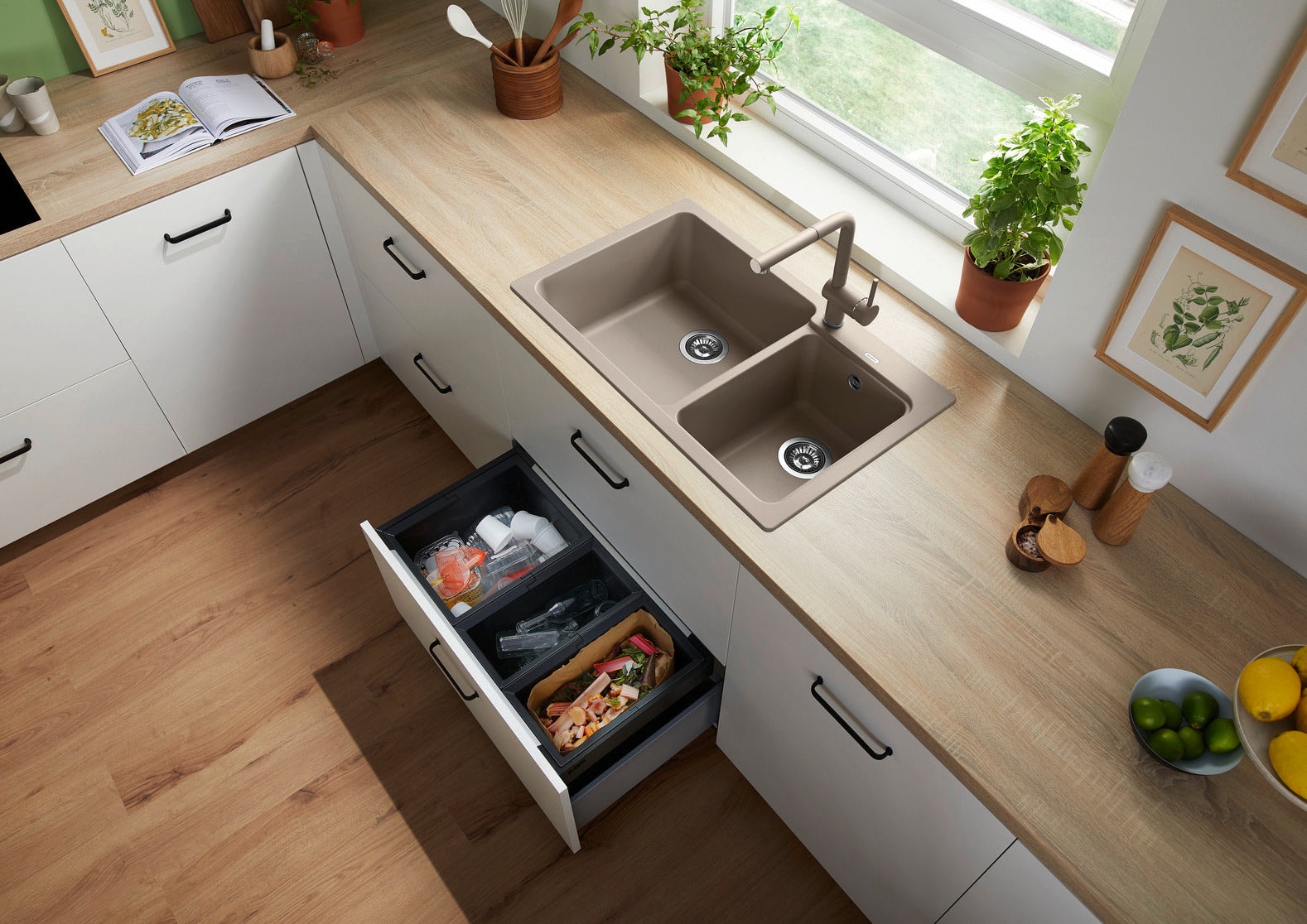 BLANCO 527313 NAYA 8 台上或台下式花崗岩鋅盤