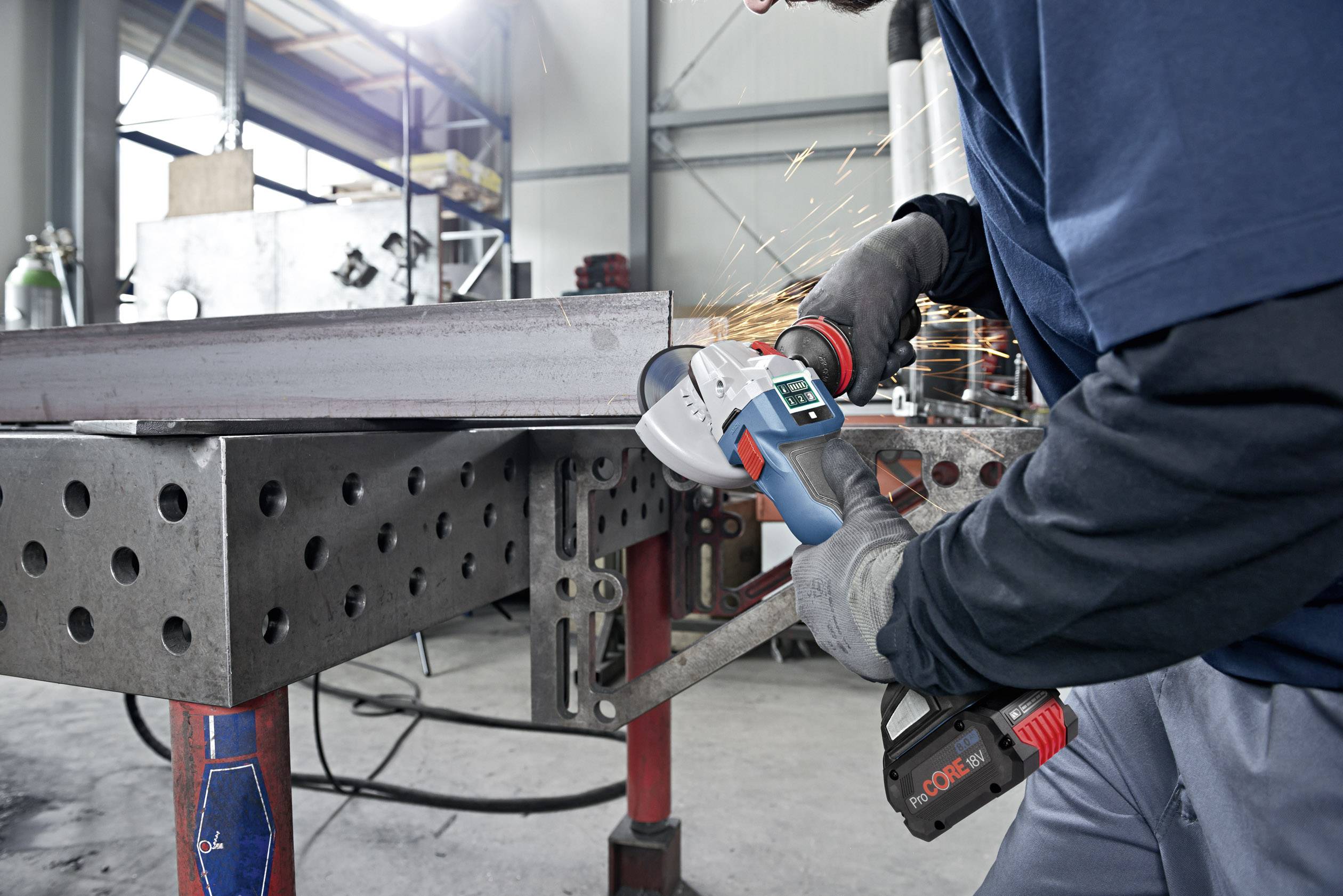 BOSCH GWS 18V-10 EC 充電式無碳刷磨機