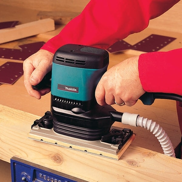 Makita 9046 Sander (Orbital Action Flat Sander) 115mm