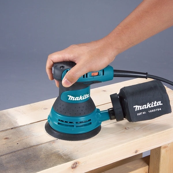Makita BO5031 Random Orbit Sander 125mm