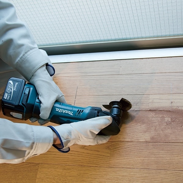 Makita BTM40ZX1 14.4V Li-ion Cordless Multi-Cutter (Tool Only with 3 Accessories)