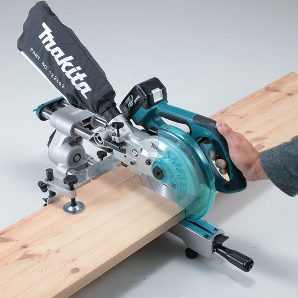 Makita DLS713NZ 充電式滑動界鋁機190毫米(鋰18V)(淨機)
