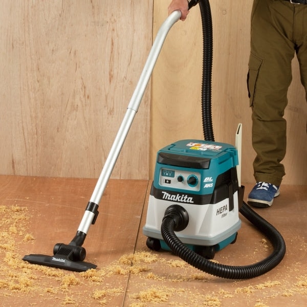 Makita DVC867LZX3 18Vx2 充電式集塵機 (淨機)