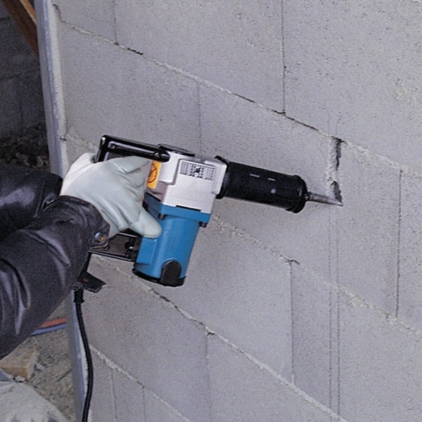 Makita HK1810 Demolition Hammer