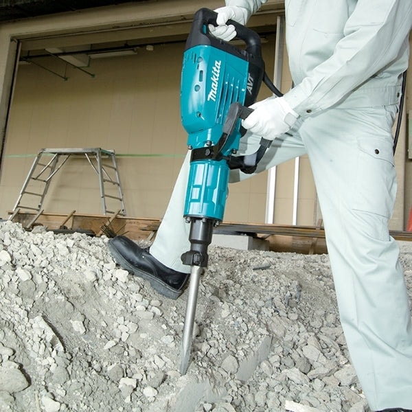 Makita HM1317C (110V) Demolition Hammer (AVT) (110V)