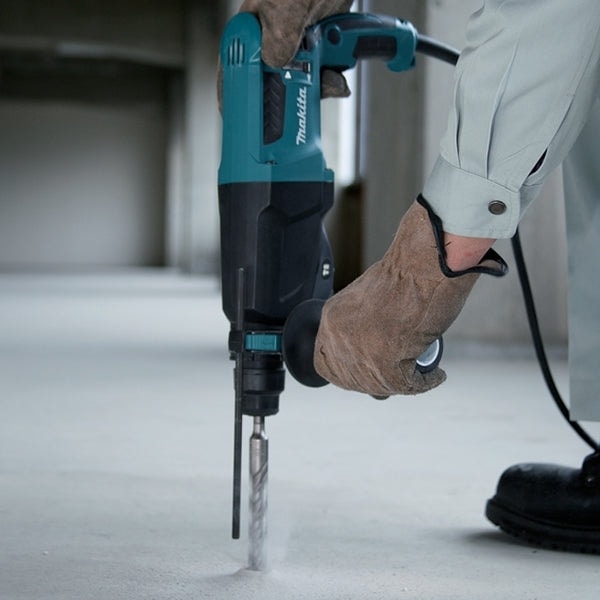 Makita HR2600 Rotary Hammer 26mm (2-Mode)