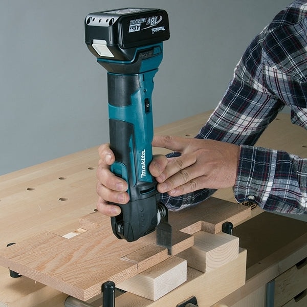 Makita DTM51ZX1 18V Cordless Multi-Cutter (Tool Only)