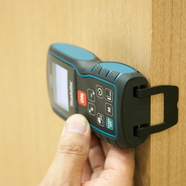 Makita LD080PI Laser Distance Measurer 80m (360° Tilt Sensor)