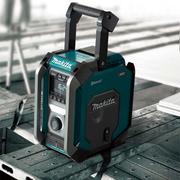 Makita 牧田 MR006G 12V-40V/AC 充電式收音機 (淨機)