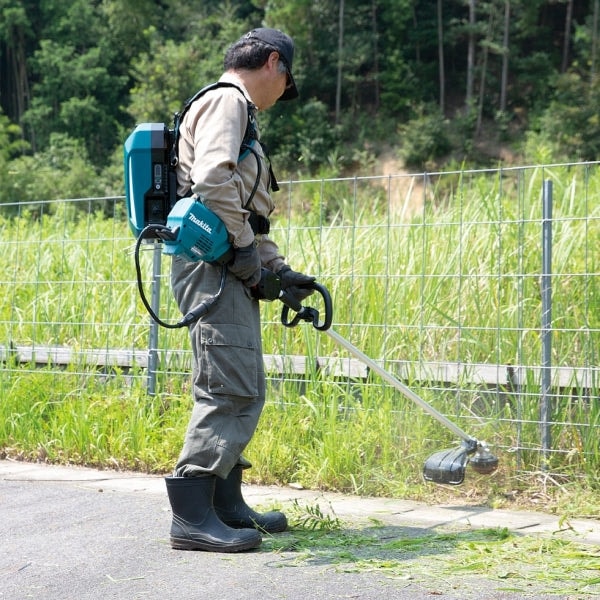 Makita 牧田 UR201CZ 充電式割草機 (背包式電池專用)