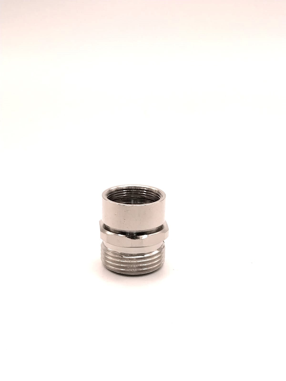外牙刁士22 mm x 1/2"