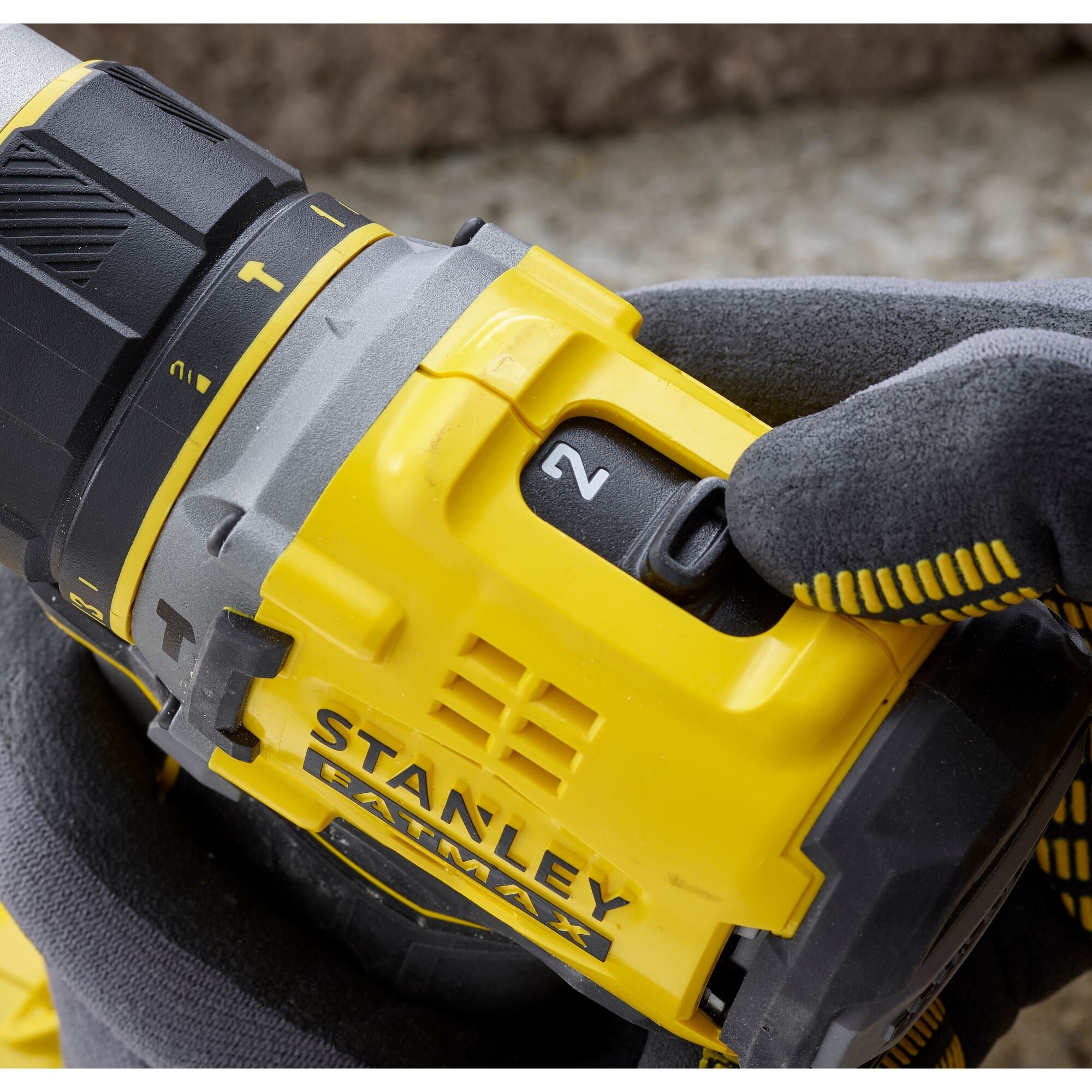 美國 STANLEY 史丹利 SFMCD721M2K-QW V20 充電式無刷衝擊電鑽 (2電1充套裝)