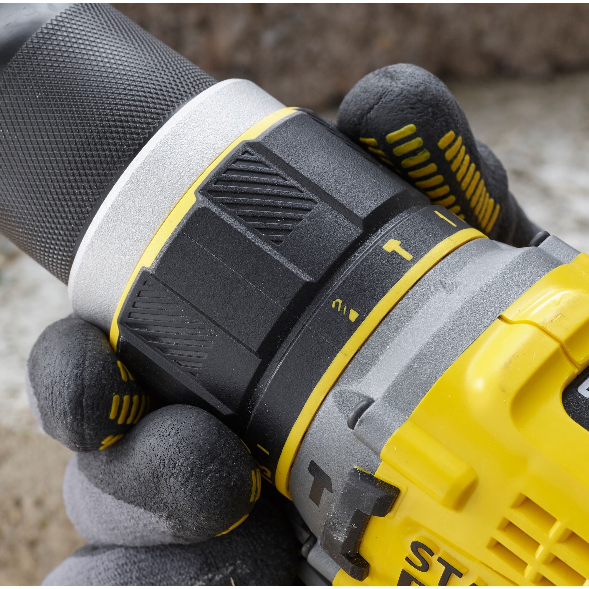 美國 STANLEY 史丹利 SFMCD721M2K-QW V20 充電式無刷衝擊電鑽 (2電1充套裝)