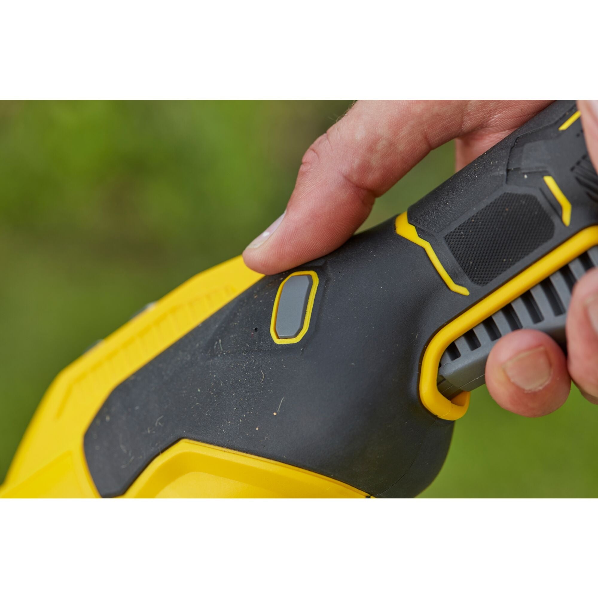 美國 STANLEY 史丹利 SFMCSTB933M-GB V20 充電式無刷割草機 (1電1充套裝)